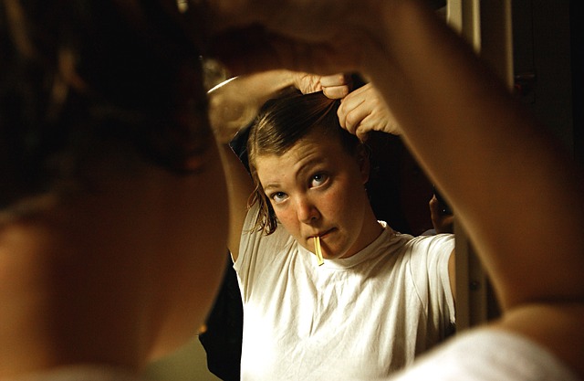 girl looking at her reflection