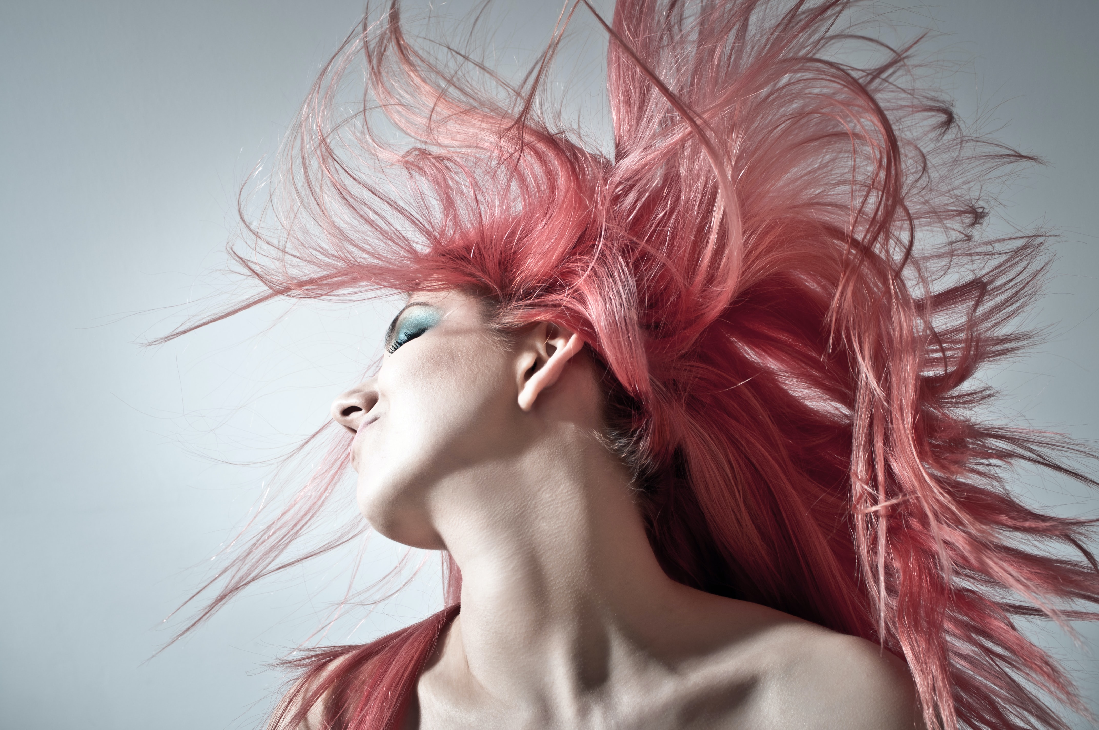 model whipping hair