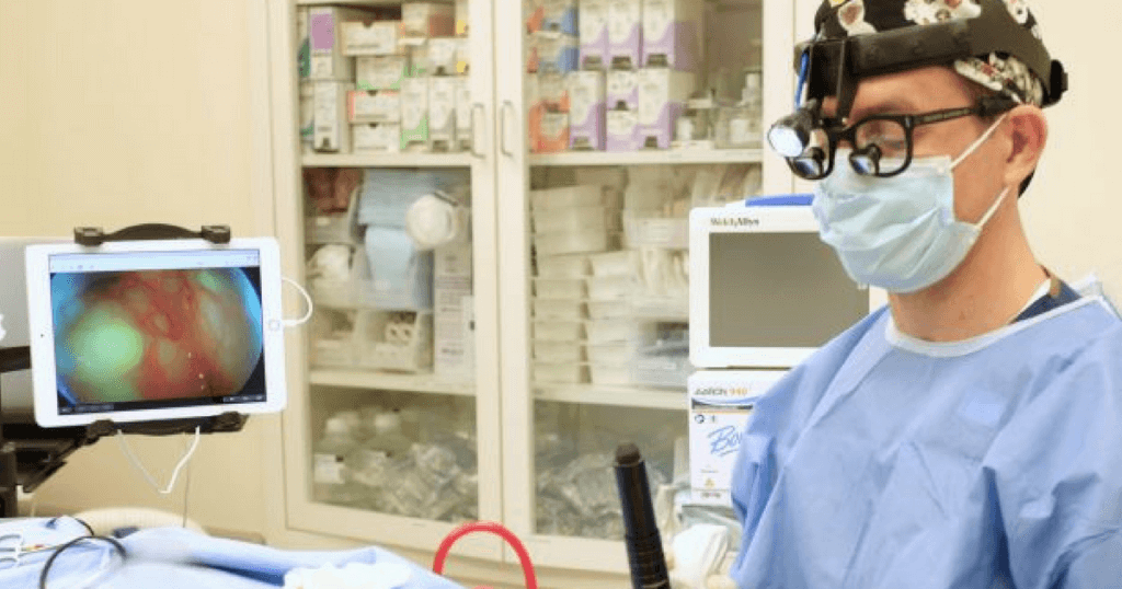 Dr. Konstantin Dr. Konstantin performs Endoscopic Facelift